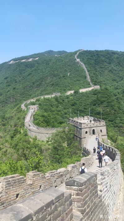 郝鹏云生活-登长城，从北沟村出发，走去箭扣和慕田峪山路。最后还是上慕田峪。碰见驴友在登箭扣。【图1】