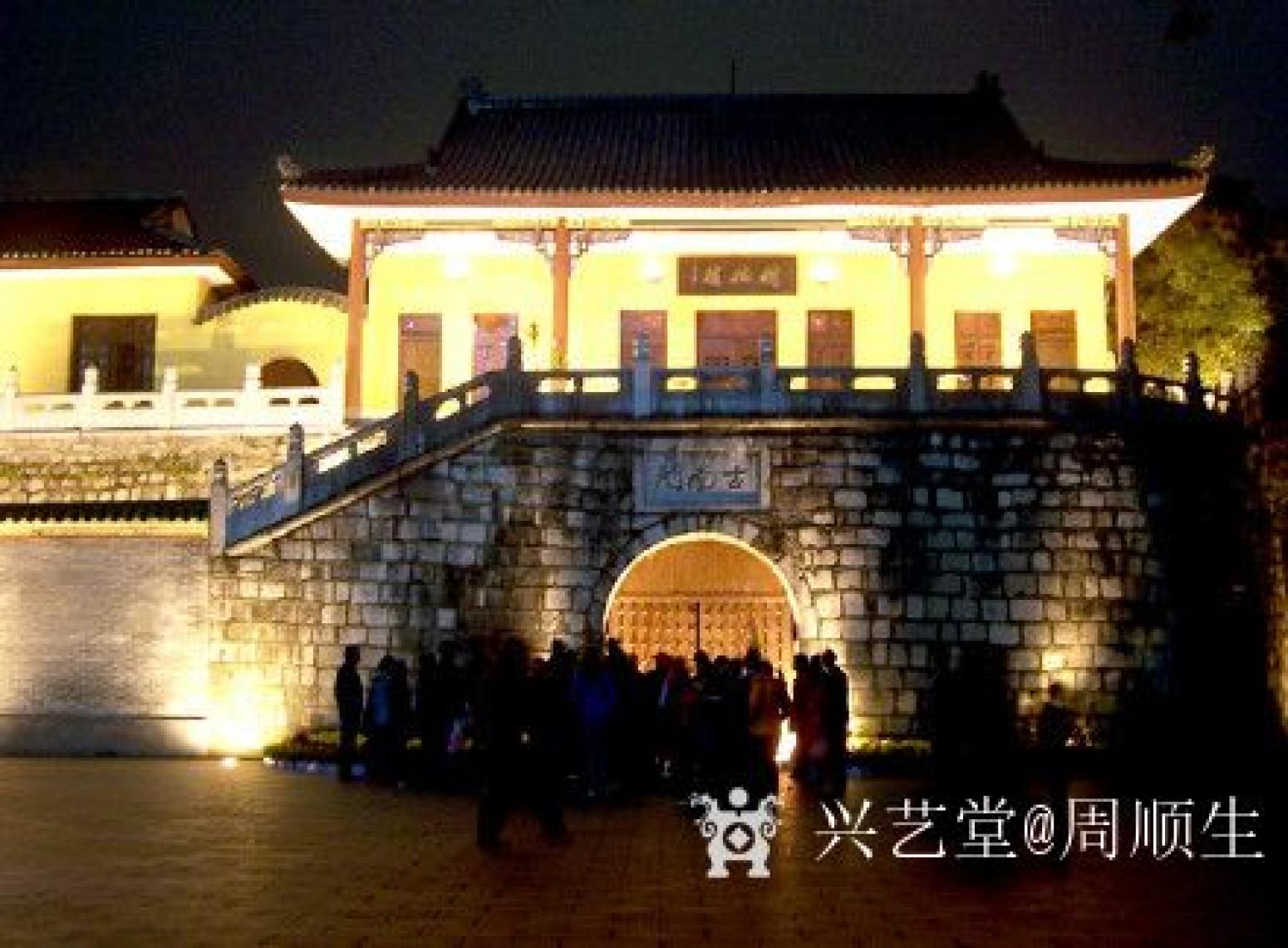 周顺生国画作品《四尺古南门古榕欣赏》【图0】