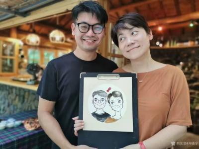 刘晓宁日记-香香《自由自在》画展，现场画画是一种享受，也是和人沟通最好的方法，这边做民宿的朋【图6】