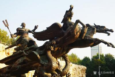 杨牧青日记-杨牧青：华夏文明考之不要用我们现代人的弱智认为上古人也弱智的！
杨牧青：按综合【图1】