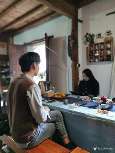 刘晓宁收藏-这个暖冬可以约画画。围着火炉烤着红薯，拉着家常，画着画，红薯的香味，欢声笑语飘荡【图1】