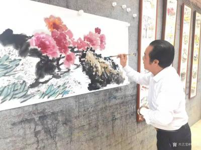 叶仲桥生活-12月15日到江门民协参观学习、江门民协主席、广东省工艺美术大师、岗卅画院院长张【图2】