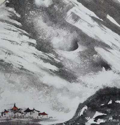 陈刚日记-国画水粉山水画《初雪》；
冬季笔墨色无功，
生宣横扫多从容；
驱车又行几百【图1】