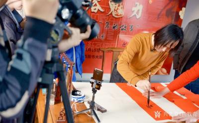 杨牧青日记-杨牧青主讲“年的故事”在山西图书大厦举办
艺界网讯：2022年1月15日下午，【图5】