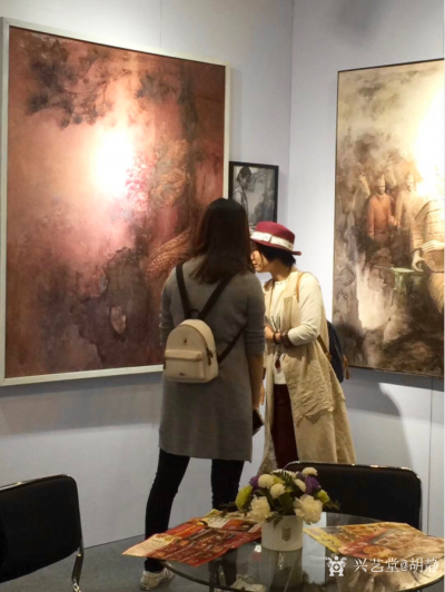 胡静日记-油画《红墙》（布面油画），英国桥琴颜料，雨露麻，作品尺寸15×130cm，作者胡【图1】