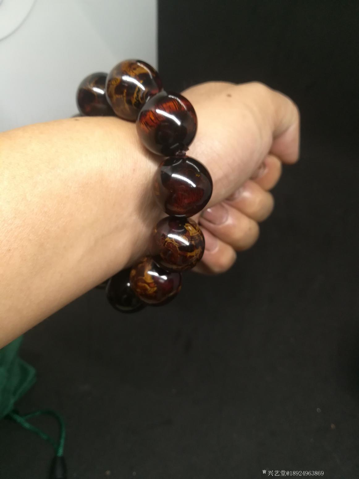 18924963869文玩杂项作品《木胎天然桼手串》【图0】