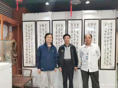 杨牧青日记-这是在“华夏之源·杨牧青甲骨文书法展”上与原国家教育部部长秘书、全国高等院校教育【图1】