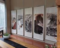 艺术家李伟强荣誉:近日，拙作国画花鸟画《瞧这一家子》，入选岭南画派“三杰”祖师【图1】
