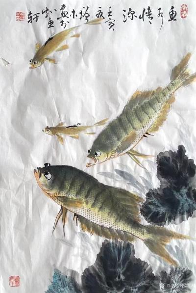 冯增木日记-国画花鸟画鱼系列作品《如鱼得水》，壬寅年夏月冯增木画。
以蒿叶拓印水草，比手绘【图2】