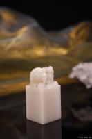 艺术家骆文皓生活:石雕《双狮母子钮章》【图0】