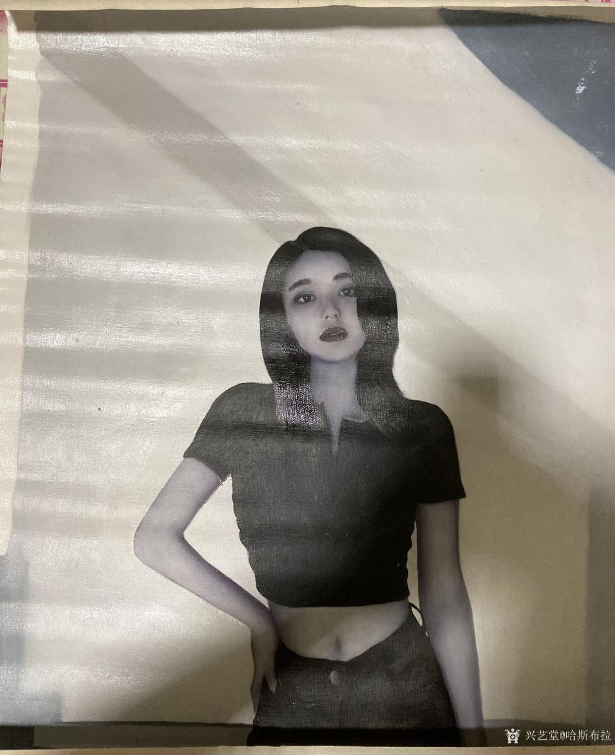 哈斯布拉油画作品《油画家王柔手绘自画像》【图3】