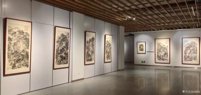 阎敏收藏-丹青溢彩绘初心，翰墨飘香颂党恩，莫建文、閻敏、張玉磬美術作品展
在深圳宝安区1【图3】