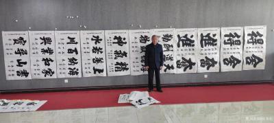 陈祖松日记-成语对联格言     
龙行天下：  龙行天下前程远，凤舞太空出彩多。
天道【图2】