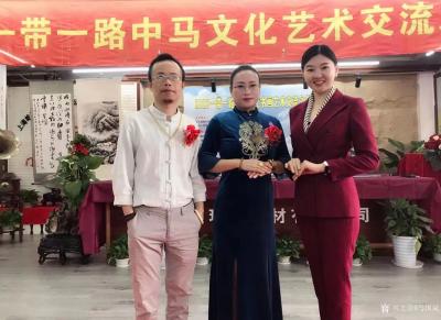 马国斌生活-应邀参加2023一带一路中国马来西亚文化艺术交流活动，与来自世界各地朋友交流。【图4】