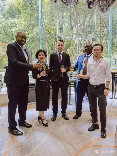 马国斌生活-应邀出席在上海举办的第8届全球文化艺术家交流大会暨第12届全球财富论坛新闻发布会【图5】