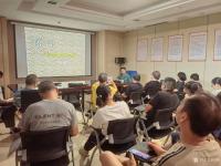 艺术家阎敏生活:宜春美术馆，版画讲座。【图0】