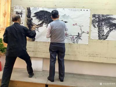 罗树辉生活-书画家朋友金鑫宇、李伟强来我工作室雅聚。泼墨挥毫，不亦乐乎。【图1】