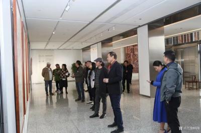 阎敏收藏-南风国画院写生展览
在宝安1990 文化馆二楼展厅开幕
指导单位
深圳市宝【图4】