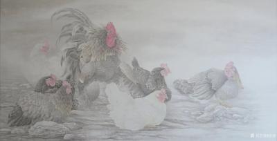 傅饶日记-国画工笔花鸟画鸡《一家子》，傅饶工笔花鸟画作品。
今朝鸡鸣雪花白
未见伊人踏【图1】