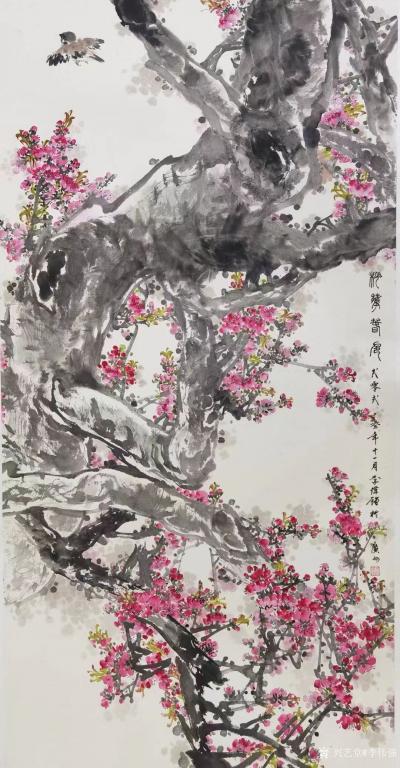 李伟强日记-桃花雅集
春天，百卉争妍斗艳，竞相媲美，而桃花却是独树一帜，占尽春光。我最爱看【图1】