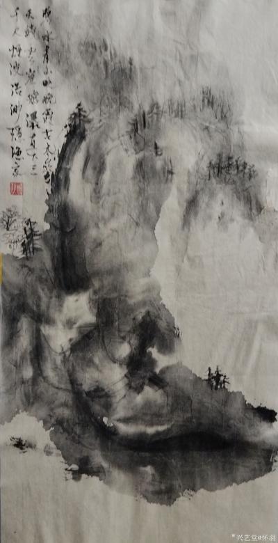 怀羽日记-通过艺术手段诠释“怀羽墨韵”的主旨内涵，可以从以下几个方面进行：

一、笔墨【图1】