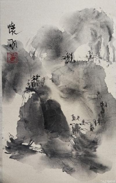 怀羽日记-怀羽大写意山水画中常见的云雾缭绕、山川壮丽等意境之外，还有一处独特的意境值得提及【图1】