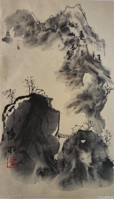 怀羽日记-1. 飞动笔法的定义与特点

 飞动笔法的定义：飞动笔法是黄仍彬在飞墨狂洒技【图1】