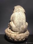 明清古艺藏宝-石雕：瑞兽
瑞兽又称为祥瑞，神态威猛，蹲坐在莲花座上，威武【图2】