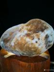 孙传海藏宝-收藏品奇石欣赏，这是从海滩(南海)捡回几块宝石有透光的玉石，【图4】