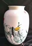 甘庆琼日志-国画荷花制作成瓷瓶别具一番风味，请欣赏。
又是一年冬将近，【图1】