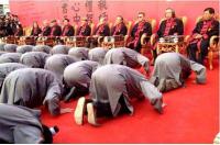 艺术家杨牧青日记:三叩九拜一一叩首跪拜是中华优秀传统文化中天、人、地三才一位体【图0】
