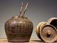 艺术家罗邵华收藏:茶室雅舍 铁制 茶炉 茶壶一套
尺寸;炉高14//茶壶高1【图2】