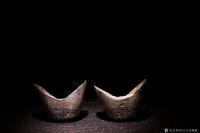 艺术家东方古玩城堡收藏:海外回流,纯银银锭“十两”两枚、元宝型,保真纯银,支持检测,【图0】