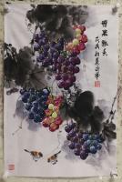 艺术家韩宗华日记:卖点自产水果换点零钱花,吃完饭在吃点水果有益健康。
国画《【图1】