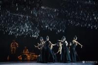 艺术家石广生生活:一不留神,中了杨丽萍布下的“十面埋伏”。音乐处理相当成功,舞【图4】