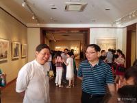 艺术家石广生生活:朝看工地午观画,
来去匆匆走马花。
若得三日无杂事,
【图3】