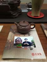 艺术家李明成收藏:紫砂壶《昊昕斋藏品》
包装设计一一龙缘堂
紫砂制作一一张【图4】