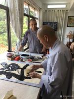 艺术家叶仲桥收藏:昨天(8月4日)到新兴禅宗的故乡三宝寺放生、并与主持饮茶论道【图0】