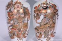 艺术家东方古玩城堡收藏:晚清,“大清乾隆年制”款,四大金刚护法观音瓶一套,胎质洁白莹【图4】