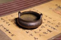 艺术家明清古艺收藏:崇祯——香炉,尺寸直径11高5cm,紫铜。褒奖浑厚,器型典雅【图3】