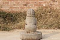 艺术家明清古艺日记:青石雕刻《宋元雄狮》,高65厘米座直径47厘米,雄狮雕像造型【图3】