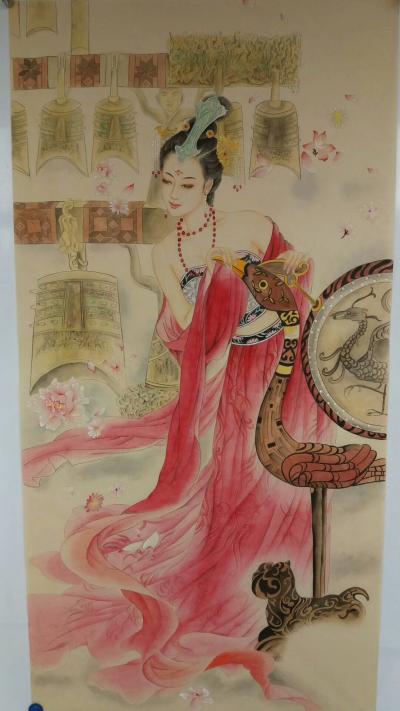 韩梅日记-人物工笔画《古典美女图》，红衣飘飘，肤若凝脂，曲线玲珑，回眸一笑百媚生。
韩梅【图1】