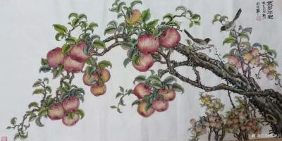 陈新兴日记-刚画完的创意‘’烟台苹果‘’，定制国礼画作品，欢迎朋友指教，欣赏。【图1】