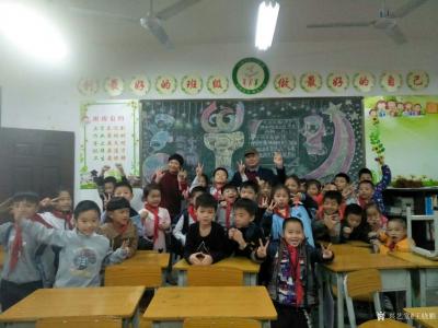 王晓鹏生活-很有意思的公益书法课，这学期就告一段落了……
感谢黄老师，感谢孩子们！
无论【图1】