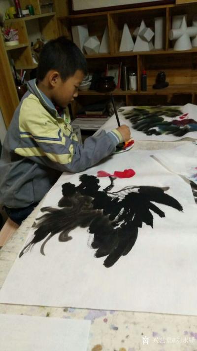 刘永铎收藏-讲一个小故事《大象的鼻子是直的》
   一个6岁的小朋友参加画画比赛，回家后撅【图2】