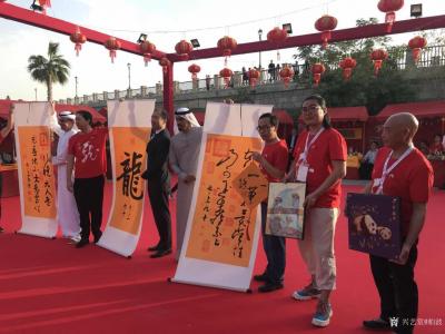 柏波视频-<br />
<p>
	参加中国非遗文化在迪拜展销剪彩义式，中国非遗文化麦秆【图1】