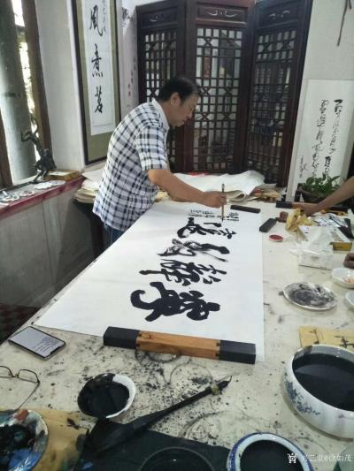 徐如茂生活-国家一级美术师，著名画家杨阳先生一行行莅临巴蜀阆中，与本土画家交流与指导。【图1】