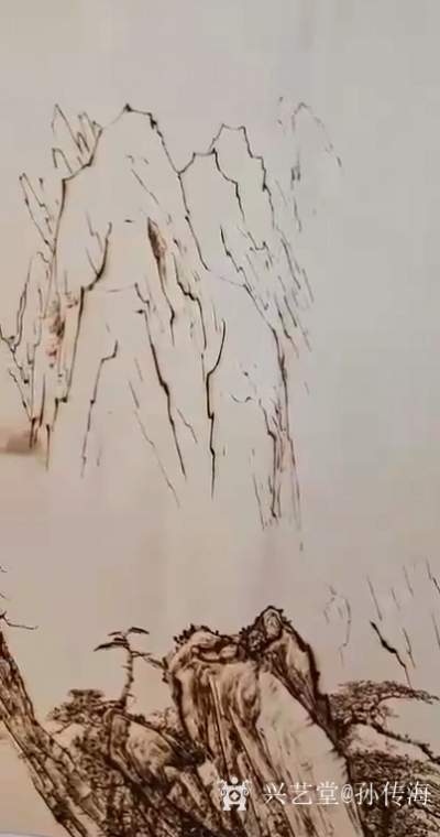 孙传海日记-烙画作品《黄山晓雲圖》创作进行中；作品尺寸2.88m×1.98m；
烙画作品《【图1】